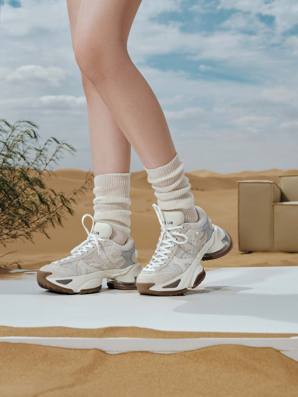 MEROPE Wildleder-Sneaker Beige