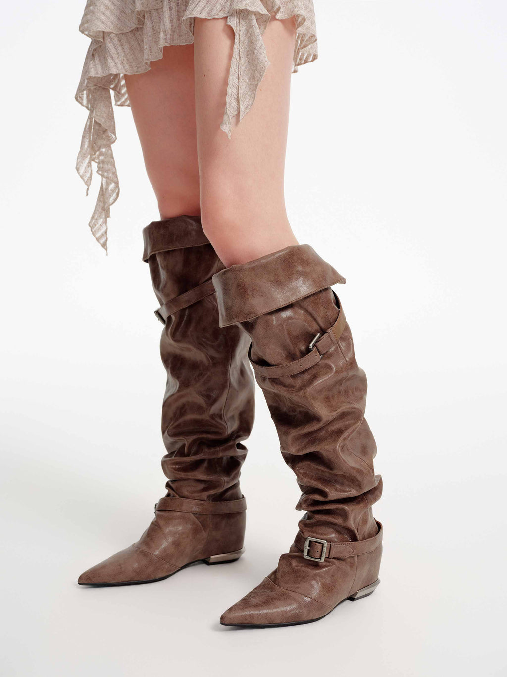 PEITHO Pointed-Toe Wedge OTK Boots Cocoa Brown