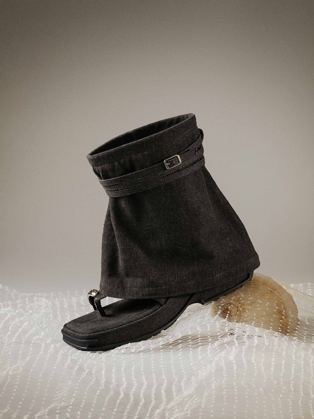 OENONE Toe-Ring Ankle Boots Black