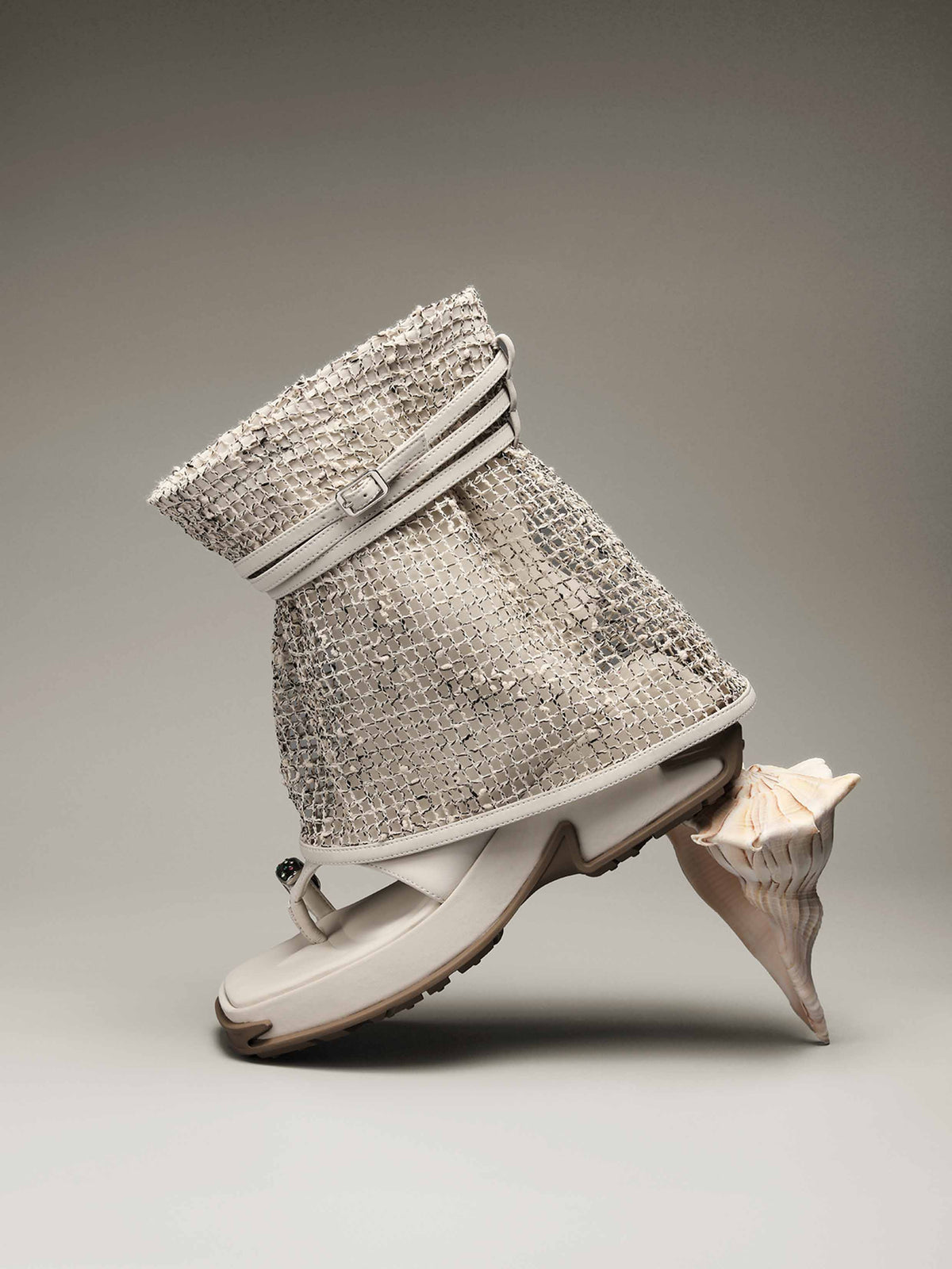 OENONE Zehenring-Stiefeletten Elfenbein