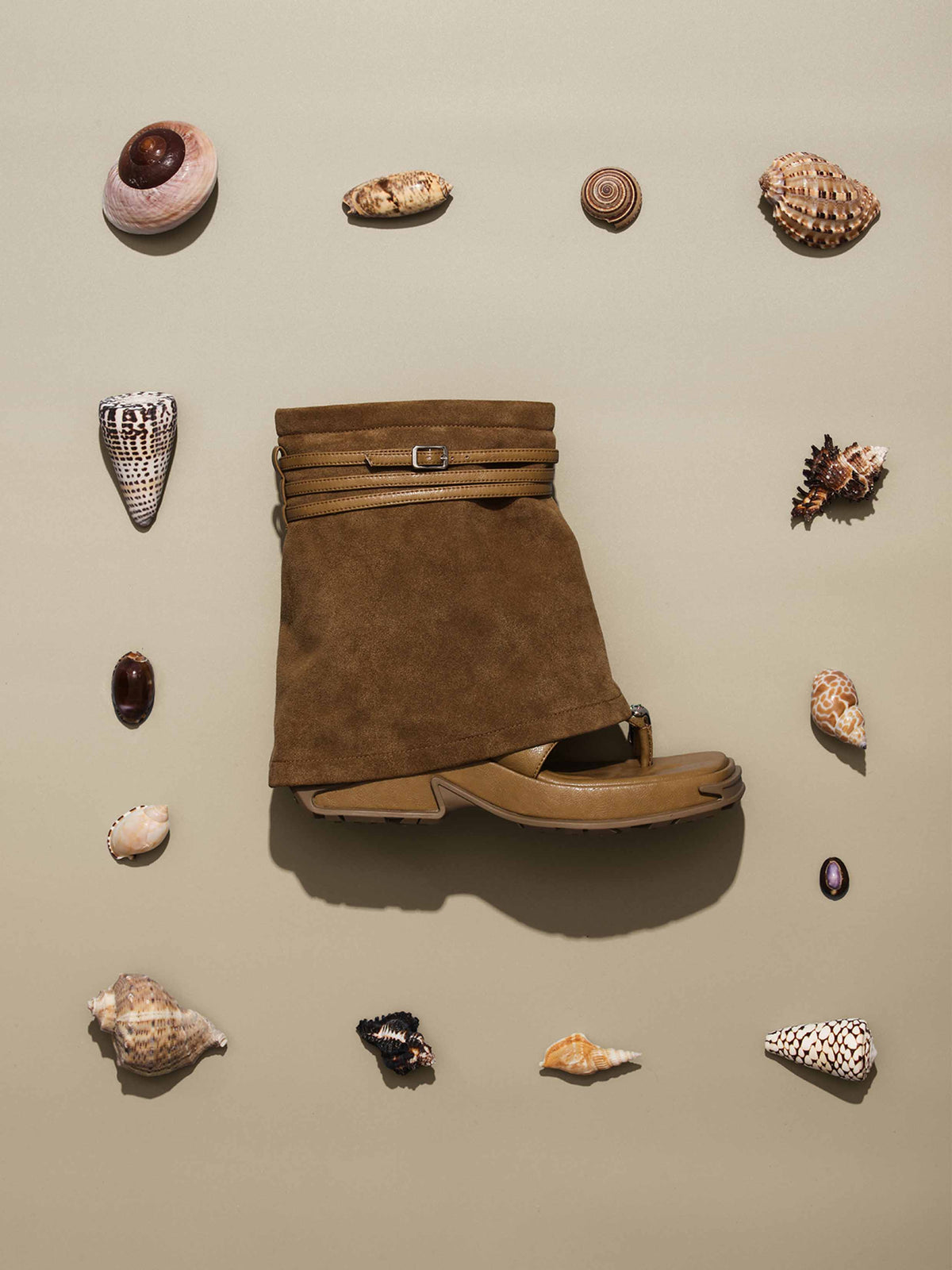 OENONE Zehenring-Stiefeletten Khaki-Braun