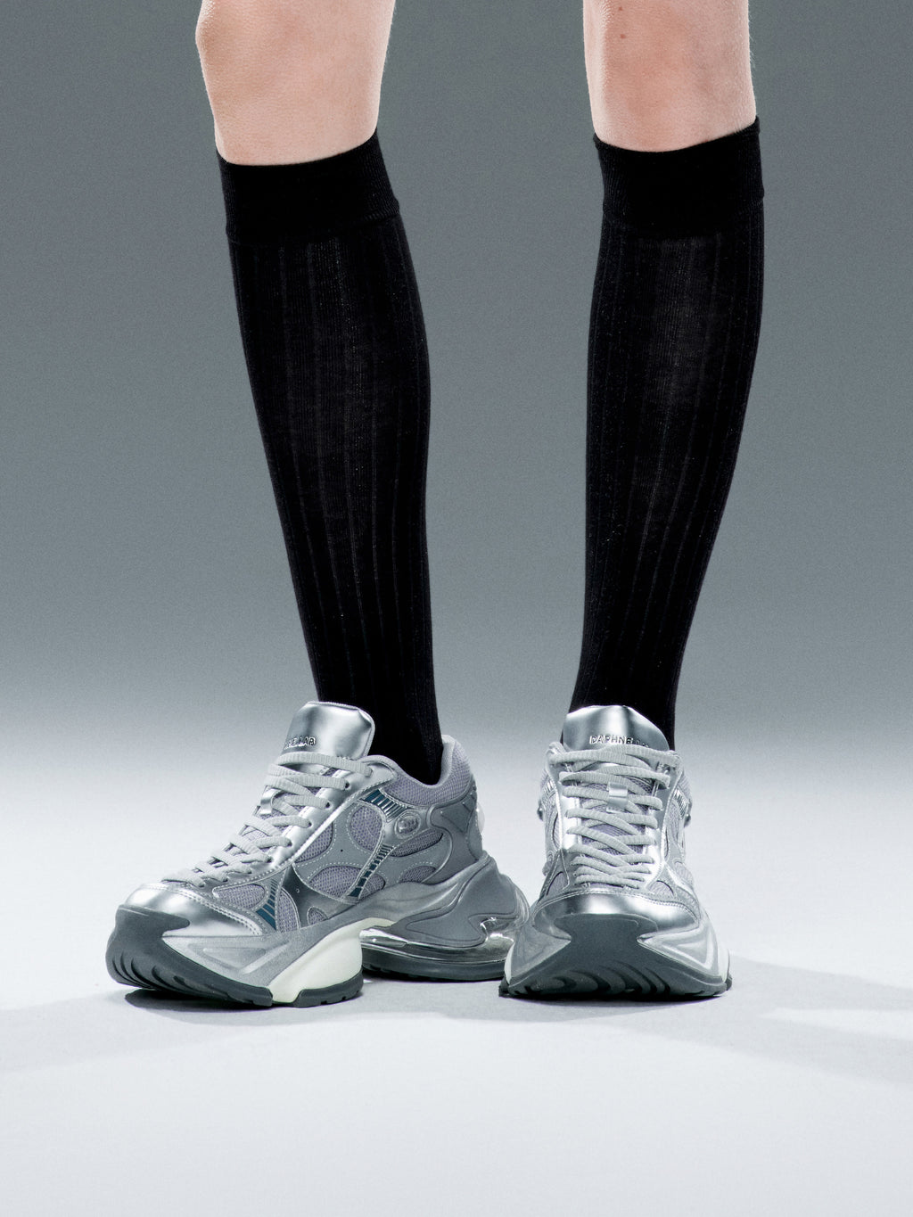 MEROPE Metallic Runner Sneakers Silver