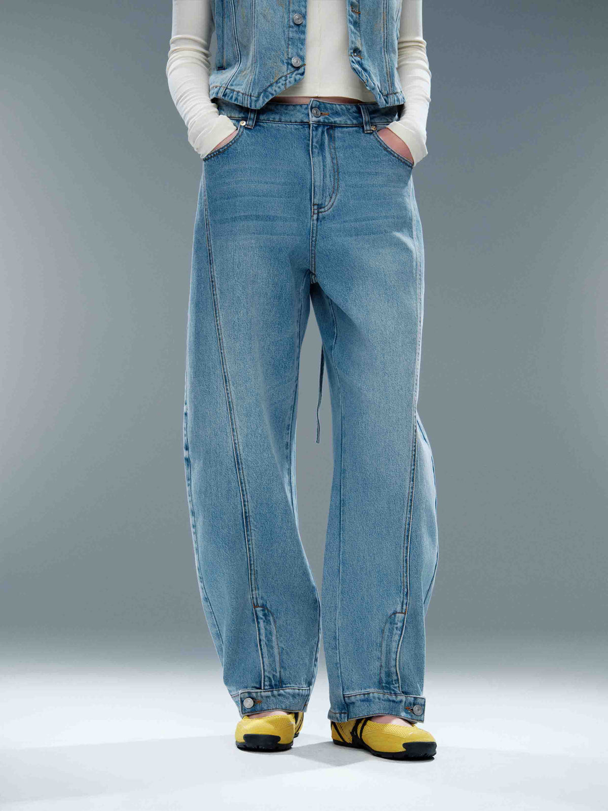Barrel-Leg Panel Jeans Light Blue