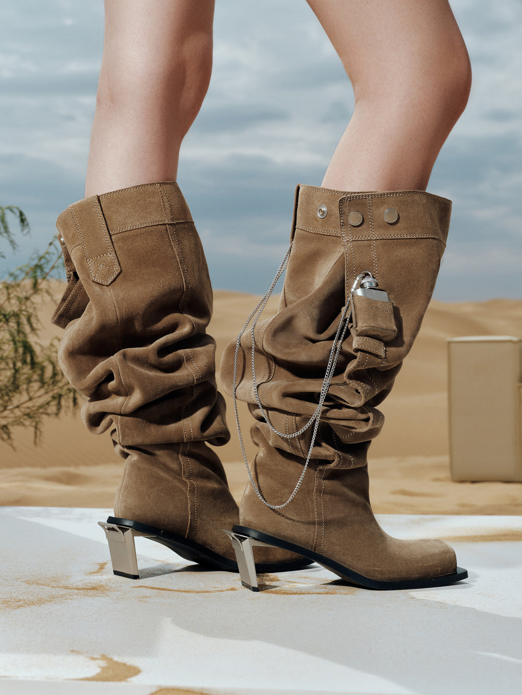 ERINYS Opener Heel Overknee-Stiefel Kamelbraun