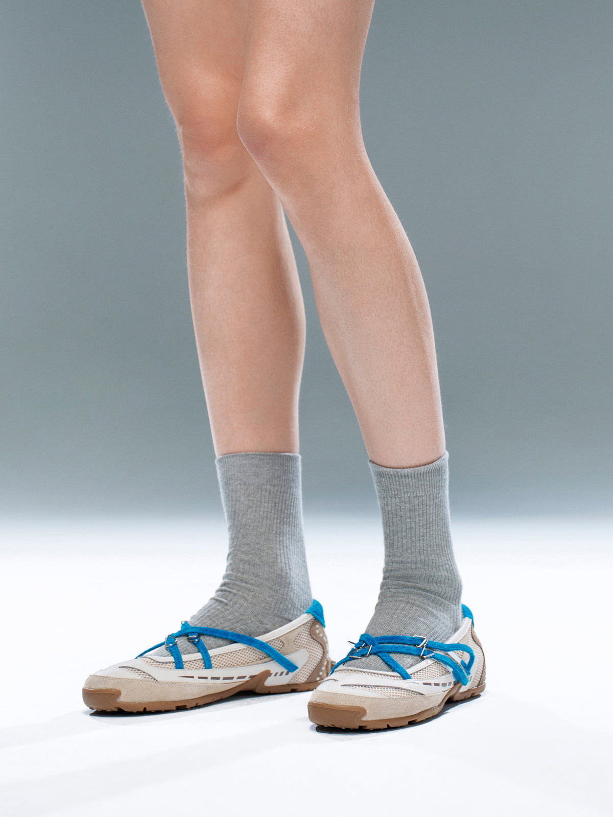 PHEME Cross-Strap Ballet Mary Janes Haferbeige