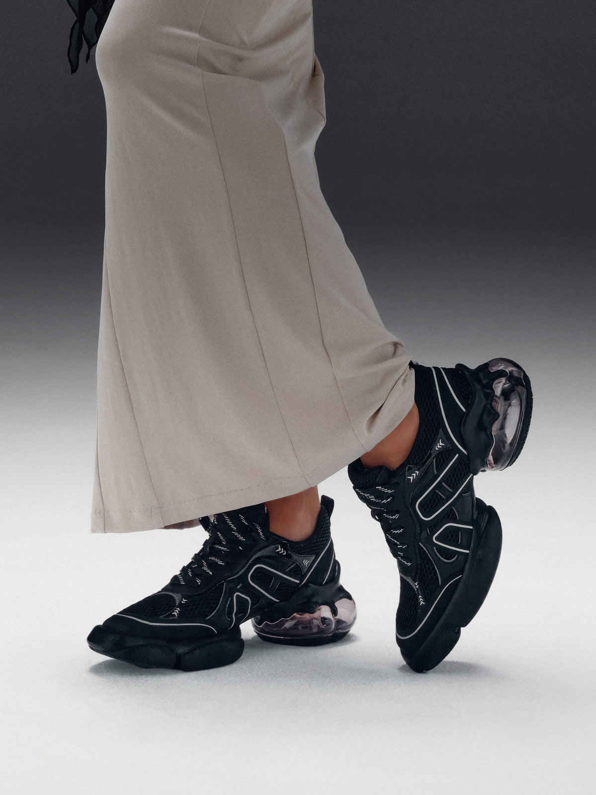 AELLA Tech Runner Sneakers Schwarz